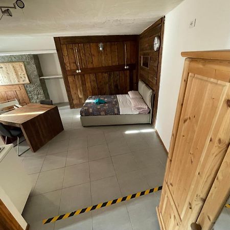 Smile Accomodation Sarre ภายนอก รูปภาพ