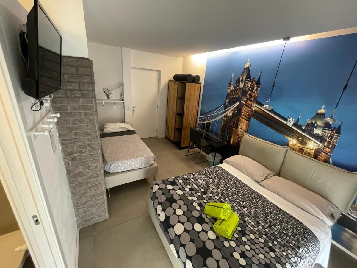 Smile Accomodation Sarre ภายนอก รูปภาพ